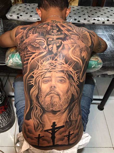 tatuagem costa masculina|10 ideias de tatuagem masculina para fazer nas costas